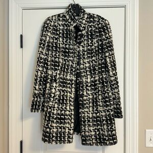 White House Black Market Black Houndstooth Knee Length Wool Coat Small NEW